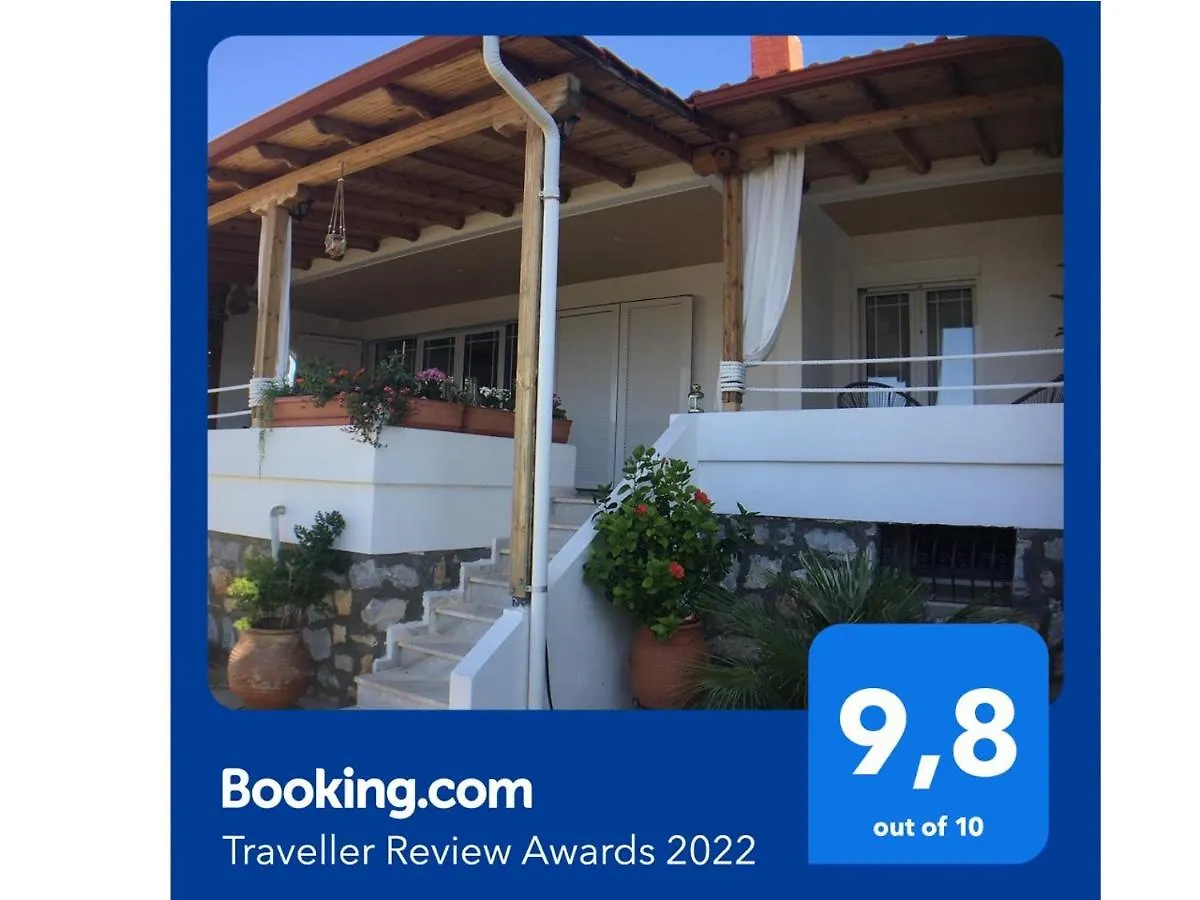 Beautiful Beach House Gerakini Villa